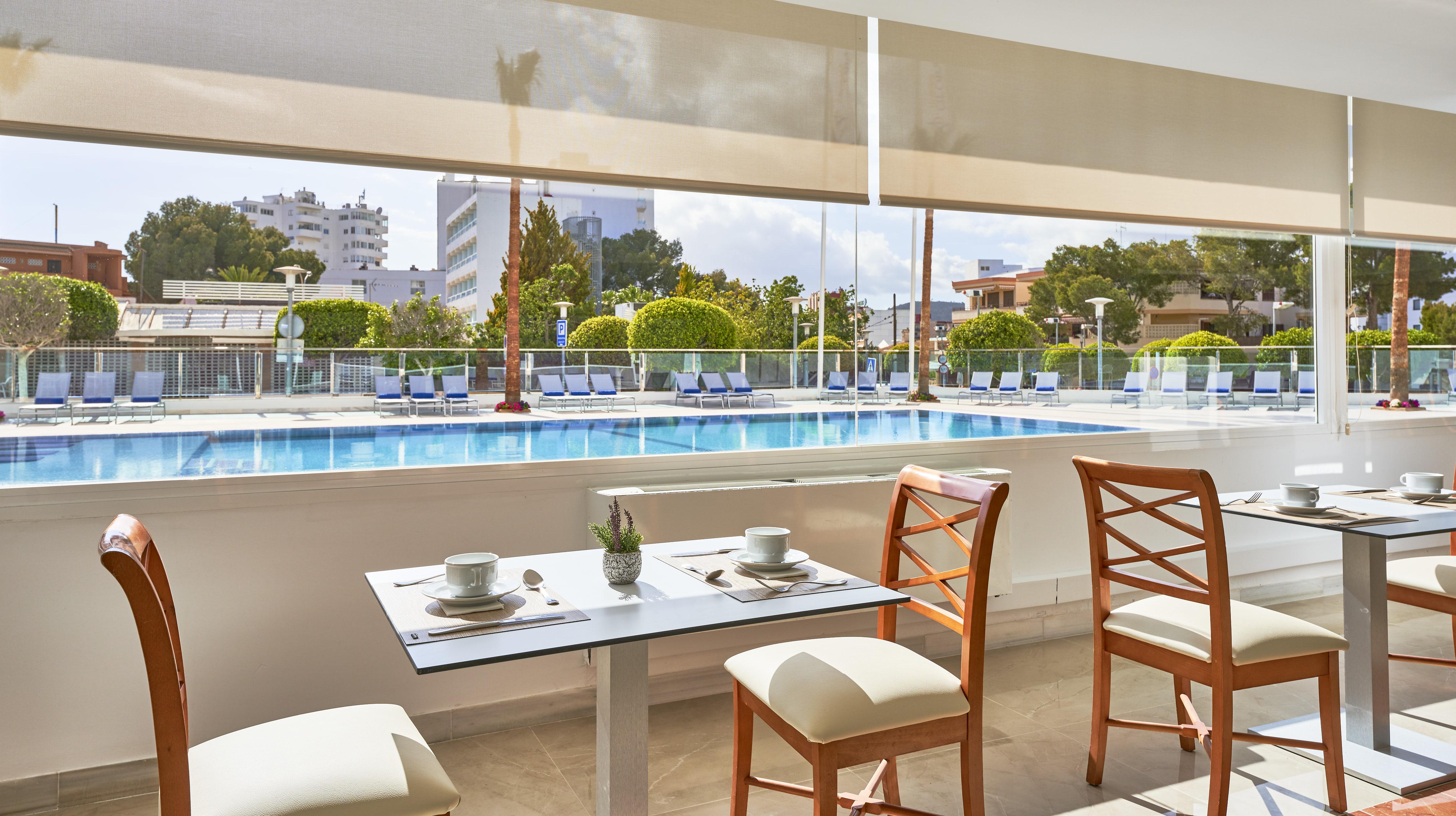 Globales Torrenova (Adults Only) Hotel มากาลุฟ ภายนอก รูปภาพ